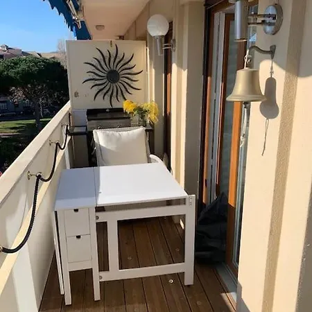 公寓 Dans Proche De La Mer Fréjus
